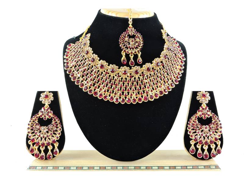 Maroon designer function wear ad necklace set