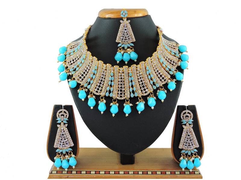Turquoise designer function wear ad necklace set