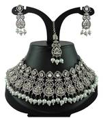 Multicolor designer function wear ad necklace set