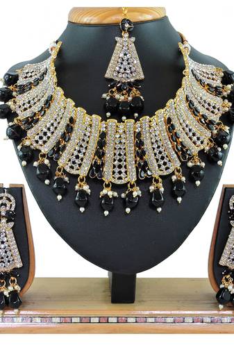 Black designer function wear ad necklace set