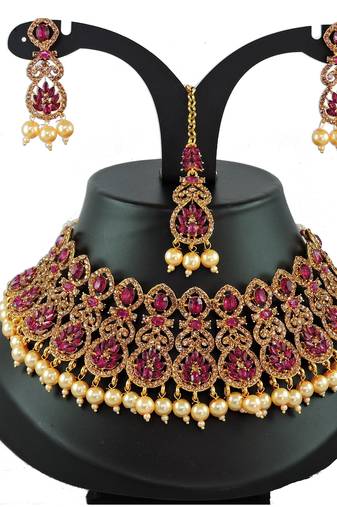 Multicolor designer function wear ad necklace set