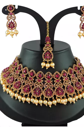 Multicolor designer function wear ad necklace set