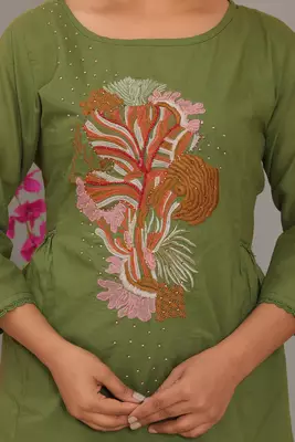 Green Embroidered Cotton Kurta and Pant Set with Dupatta 4