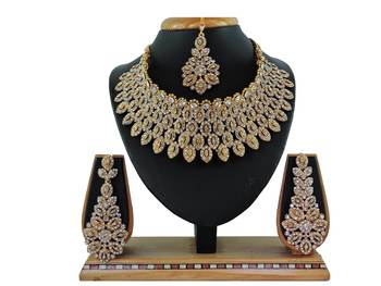 Multicolor designer function wear ad necklace set 1
