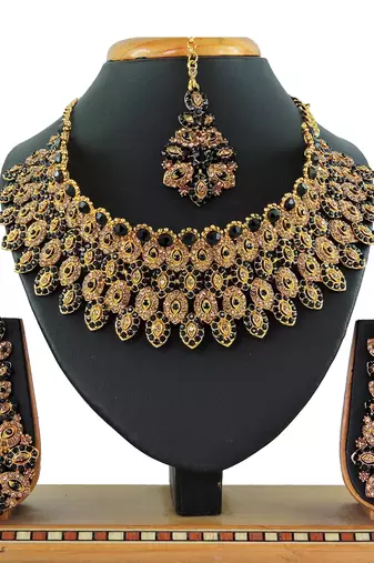 Black designer function wear ad necklace set