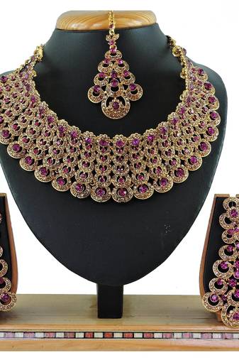 Multicolor designer function wear ad necklace set