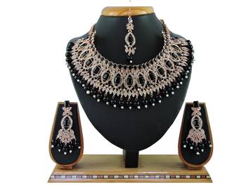 Black designer function wear ad necklace set 1