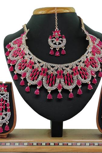 Red designer function wear ad necklace set