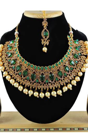 Green designer function wear ad necklace set