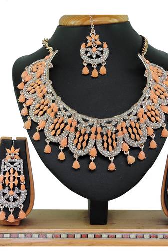Orange designer function wear ad necklace set