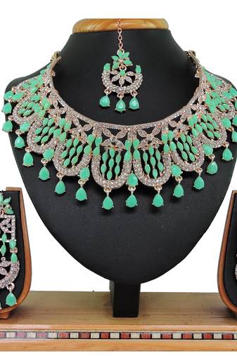 Green designer function wear ad necklace set
