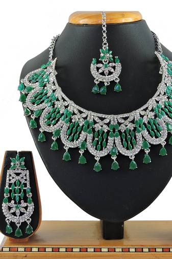 Green designer function wear ad necklace set