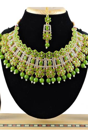 Green designer function wear ad necklace set