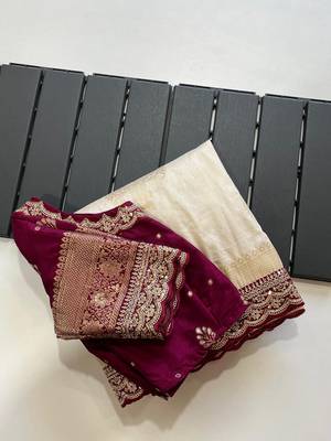 Off-White Color Premium Heavy Dola Silk Wedding Saree 4