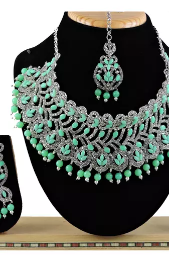 Green designer function wear ad necklace set