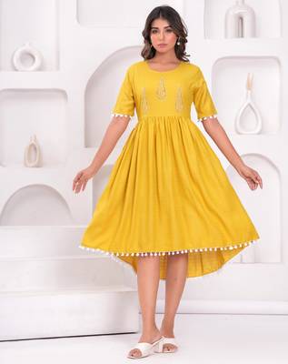 Hand block rayon dobby fabric shot  high-low dress 1