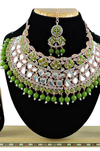 Green designer function wear ad necklace set