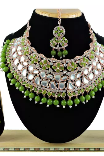 Green designer function wear ad necklace set