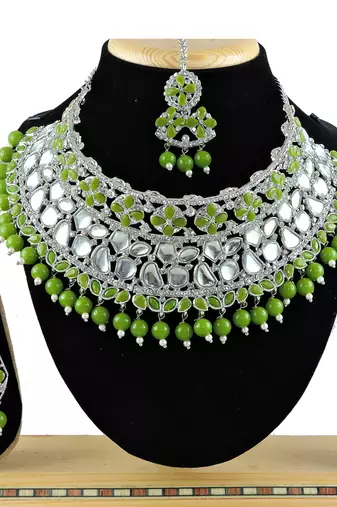 Green designer function wear ad necklace set