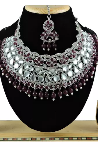 Multicolor designer function wear ad necklace set
