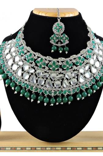 Green designer function wear ad necklace set