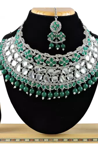 Green designer function wear ad necklace set