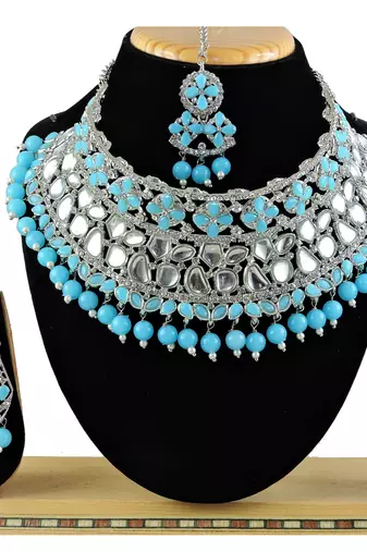 Turquoise designer function wear ad necklace set