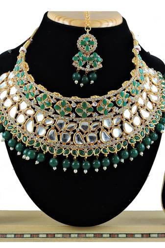 Green designer function wear ad necklace set