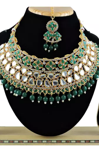 Green designer function wear ad necklace set