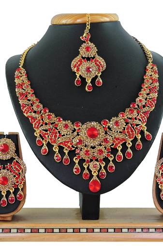 Red designer function wear ad necklace set