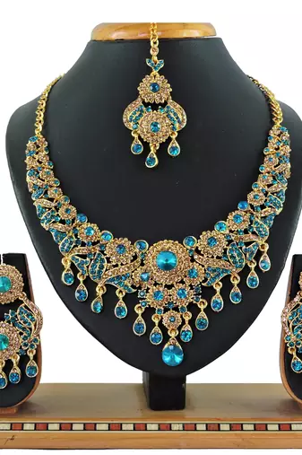 Turquoise designer function wear ad necklace set
