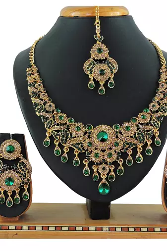 Green designer function wear ad necklace set