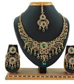 Green designer function wear ad necklace set