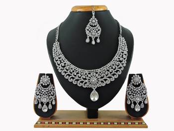 Multicolor designer function wear ad necklace set 1