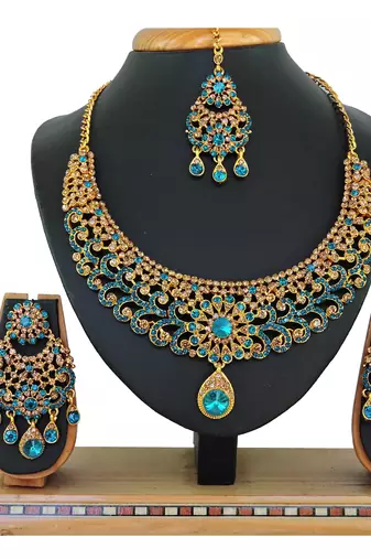 Turquoise designer function wear ad necklace set