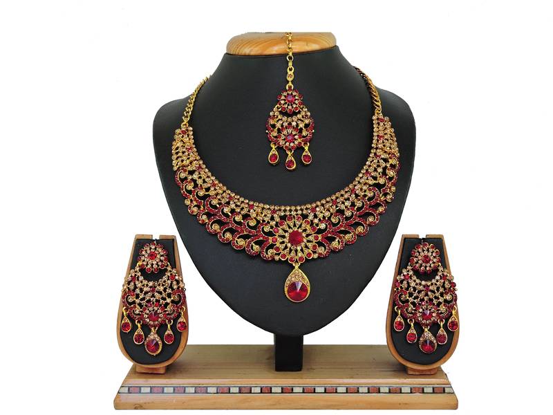 Maroon designer function wear ad necklace set