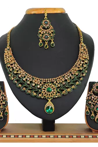 Green designer function wear ad necklace set