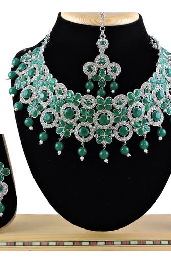 Green designer function wear ad necklace set