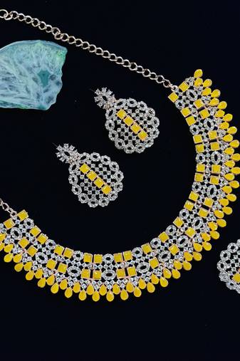 Yellow designer function wear ad necklace set