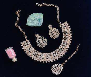 Multicolor designer function wear ad necklace set 1