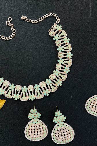 Green designer function wear ad necklace set