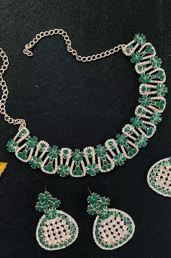 Green designer function wear ad necklace set