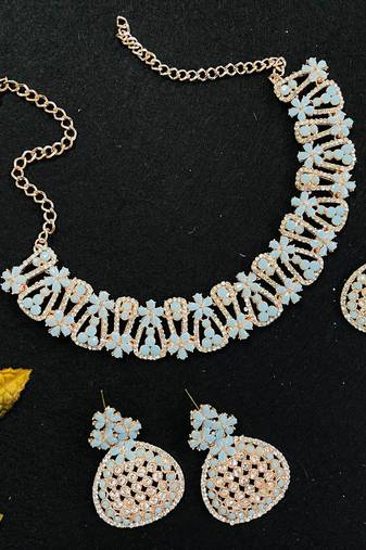 Turquoise designer function wear ad necklace set