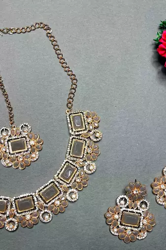 Grey designer function wear ad necklace set