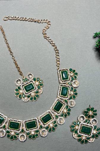 Green designer function wear ad necklace set