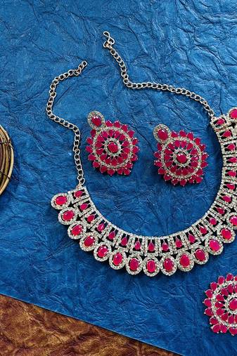 Red designer function wear ad necklace set