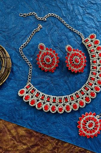 Red designer function wear ad necklace set