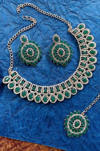 Green designer function wear ad necklace set