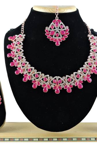 Red designer function wear ad necklace set