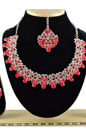 Red designer function wear ad necklace set